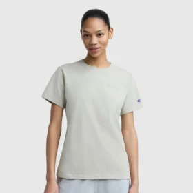 Klasyczny T-shirt z napisem w tym samym odcieniu na lewej piersi