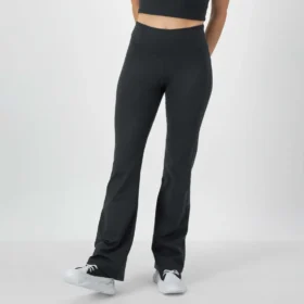 Legginsy Soft Touch Flare, zapobiegające powstawaniu nieprzyjemnych zapachów, z logo „C Logo”